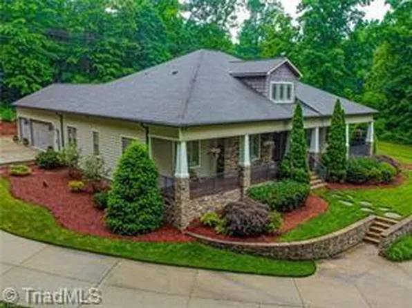 397 Curry Rd, High Point, NC 27265