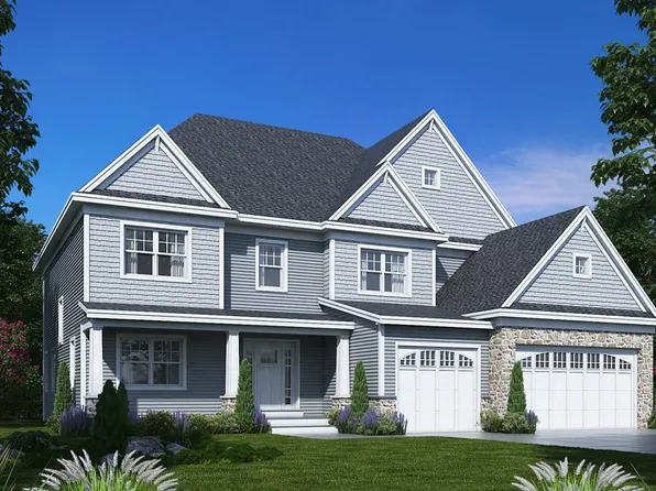 11 Crown Rd, Tyngsborough, MA 01879