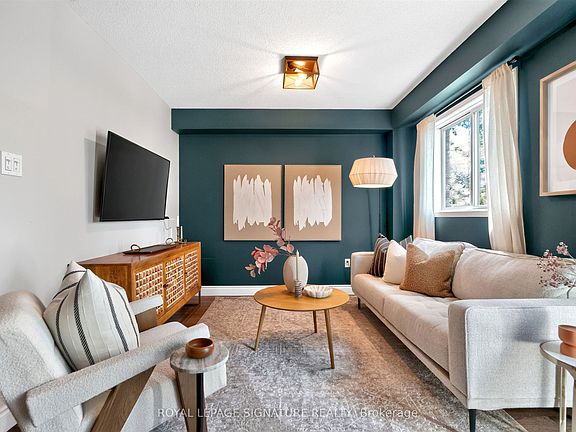 5th image of 1373 Treeland St