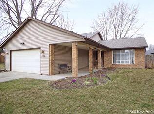812 Chestnut Blvd, Chesterton, IN 46304