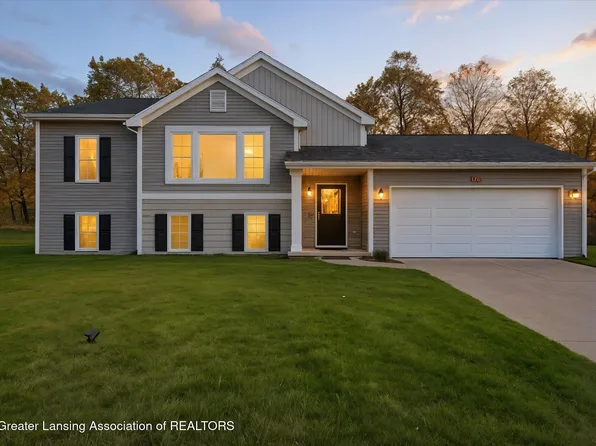 7757 Taragreen Dr, Lansing, MI 48917