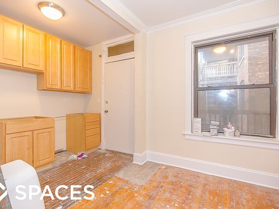 2nd image of 3600 W Sunnyside Ave #36062