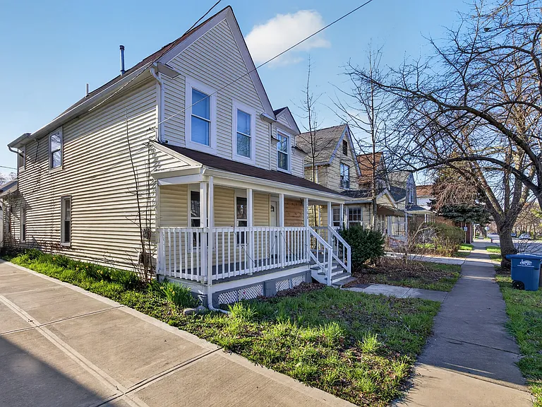 1566 Winchester Ave — Photo 33