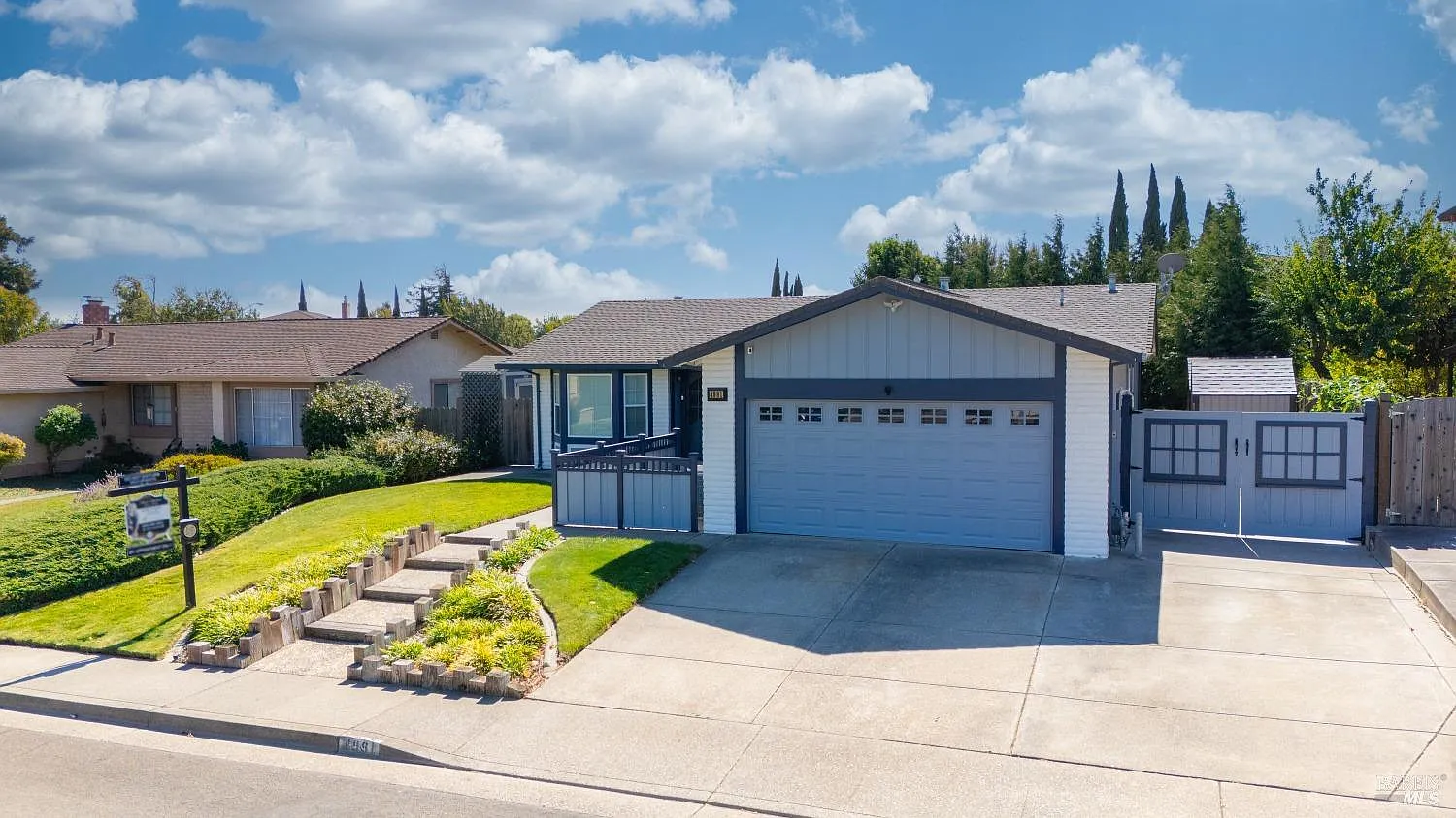 4981 Silverado Drive photo 1