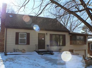 2164 C St SW, Cedar Rapids, IA 52404