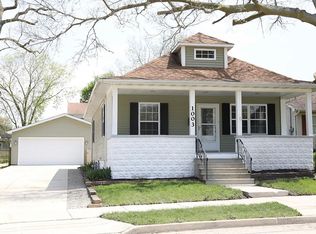 1003 Wauponsee St, Morris, IL 60450