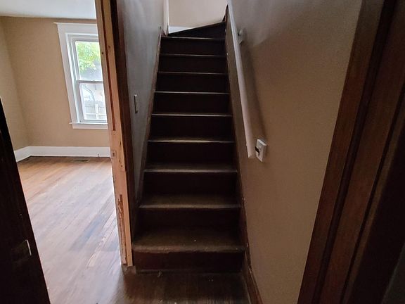 5th image of 1321 Cooper Ave
