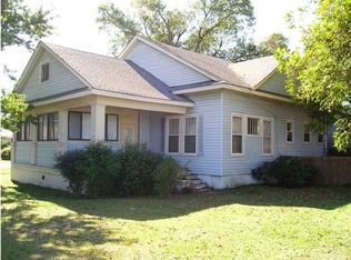 126 Walnut Ave S, Leesburg, GA 31763