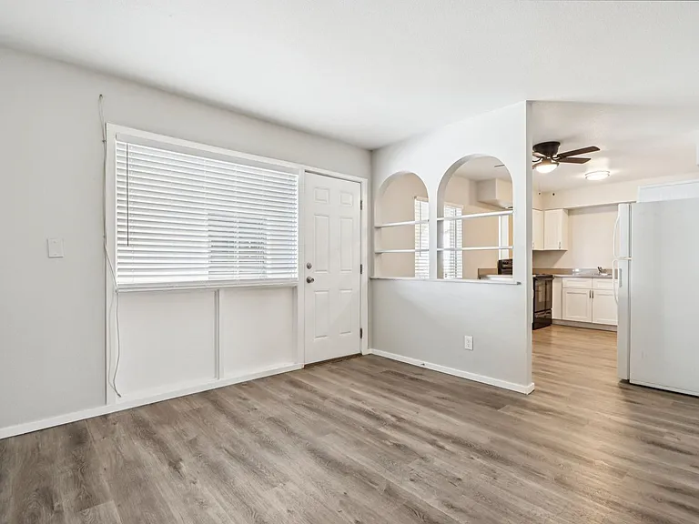 407 N Williams — Photo 10