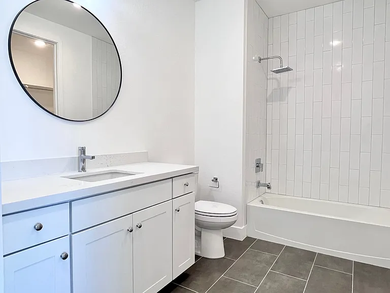1247 E Colter St #11 — Photo 41