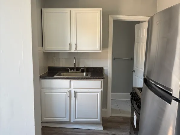 17 Teaneck Rd, Ridgefield Park, NJ