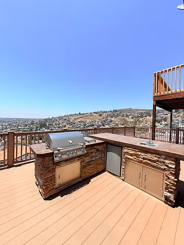 1020 La Mesa Ave Photo 1
