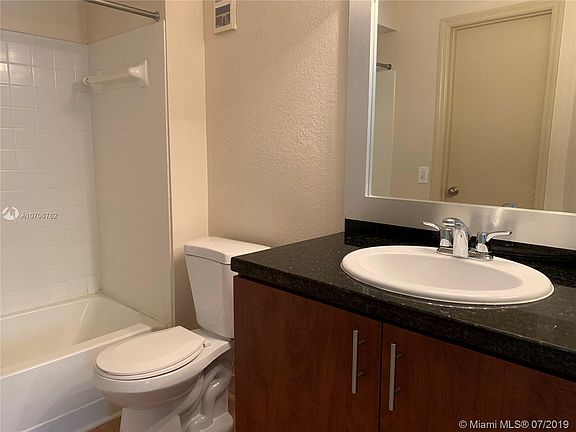5th image of 12620 Vista Isles Dr APT 1011
