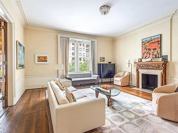 2nd image of 521 Park Ave APT 2A
