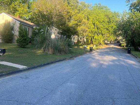 5th image of 3520 Dale Dr