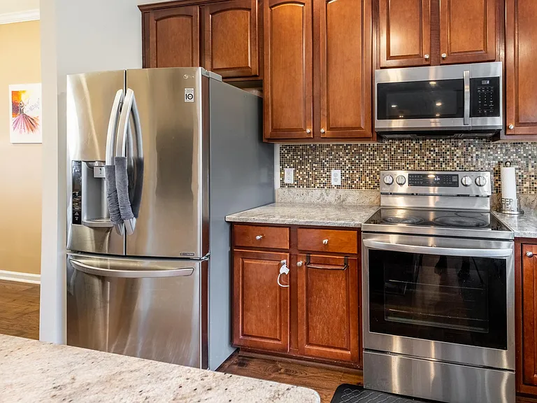 115 Hilda Grace Ln — Photo 5