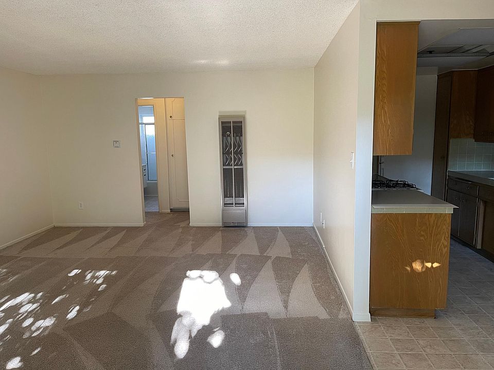 1st image of 4620 4th St #5