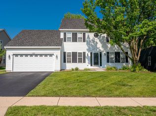 1320 Umbdenstock Rd, Elgin, IL 60123