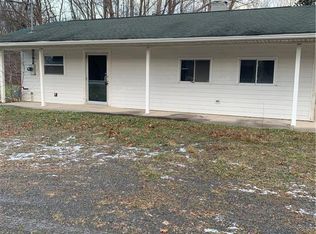 1655 Quaker Rd, Barker, NY 14012