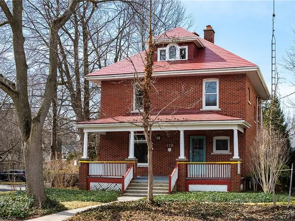 176 Douglas Ave, Oakville, ON L6J 3S1