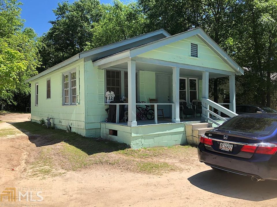2nd image of 605 N Franklin St