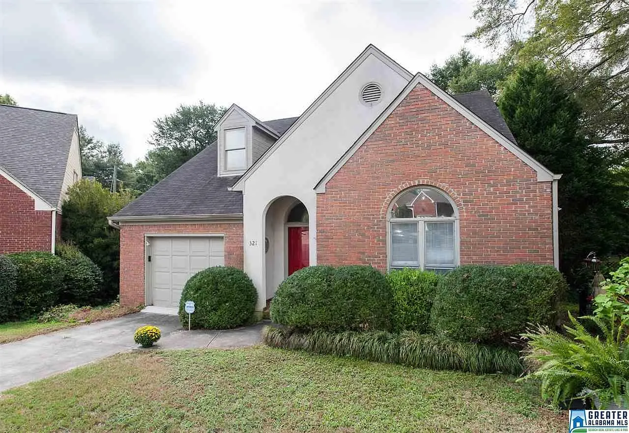 3 bed, 2.5 bath, 1818 sqft, $3,000 — Photo 1