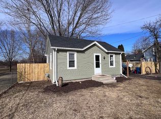 5131 E Carpenter Rd, Flint, MI 48506