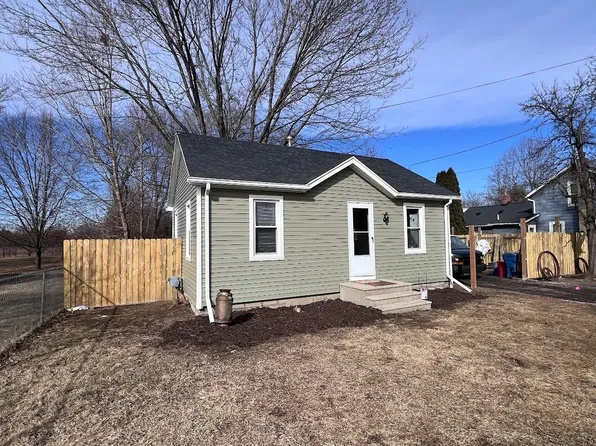 5131 E Carpenter Rd, Flint, MI 48506