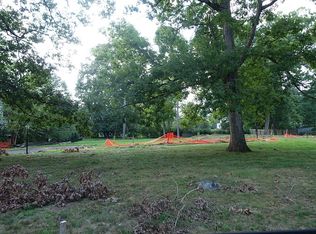 24 Coventry Rd, Livingston, NJ 07039