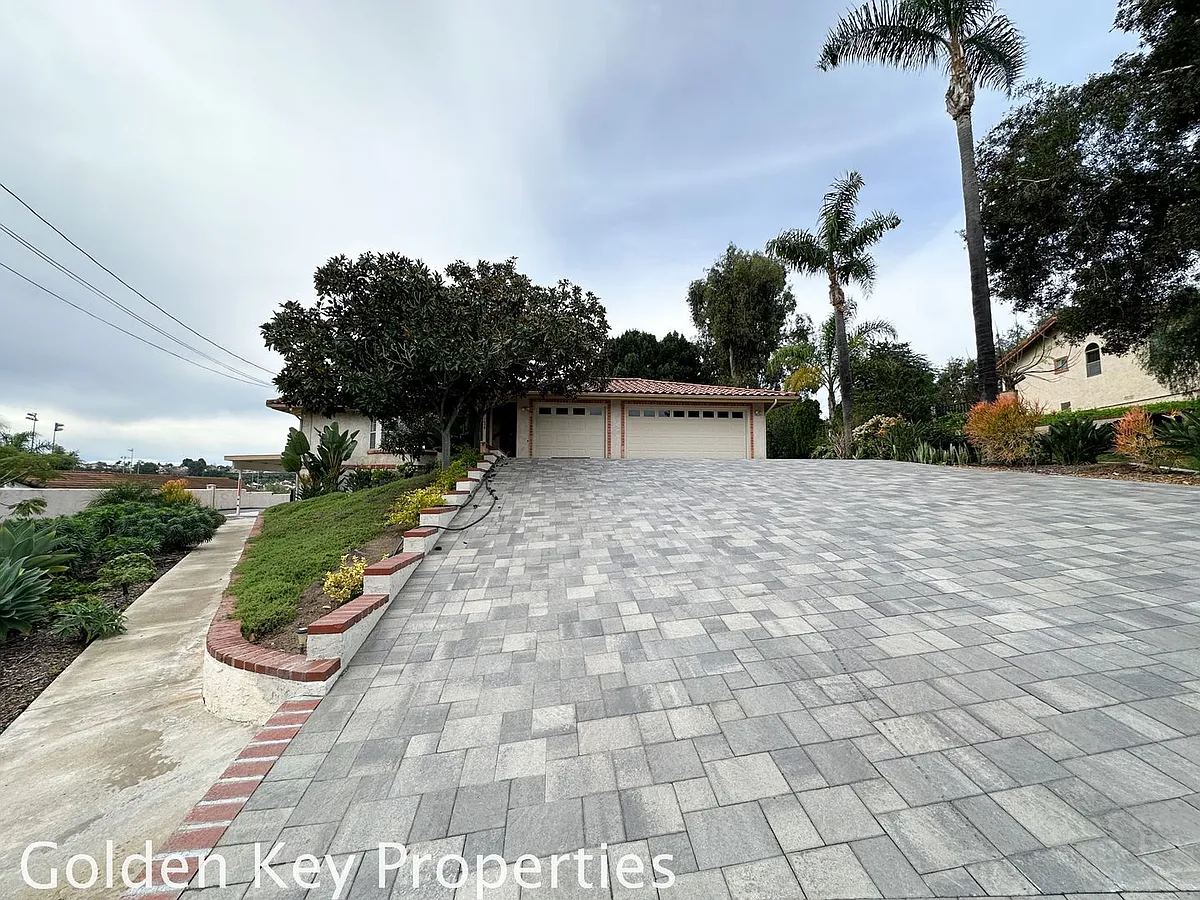 Building Photo - 1059 Lau Hala Canyon Rd