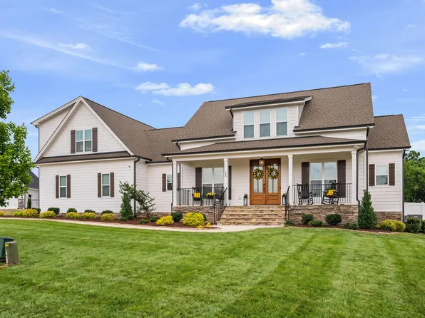 15 Old Garden Ln, Youngsville, NC 27596
