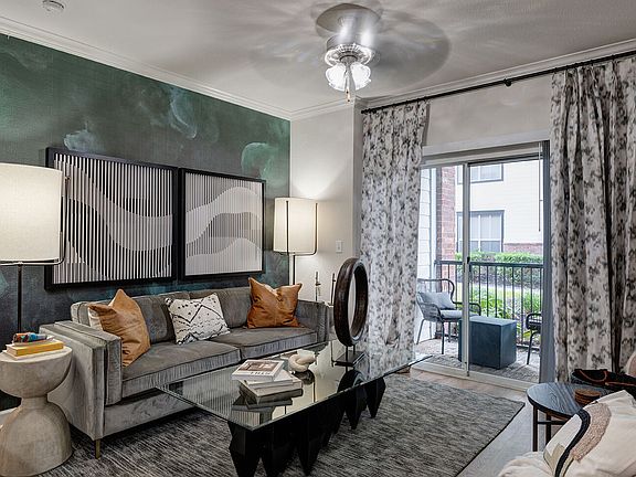 4th image of 401 W Pasadena Blvd APT 809