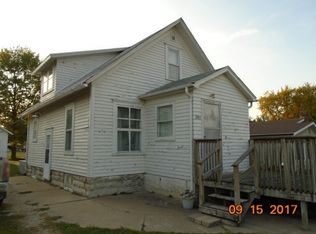 303 S Ash St, Stanwood, IA 52337