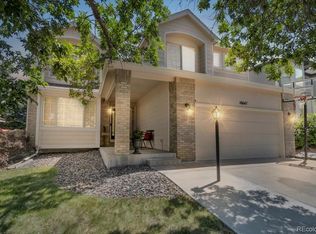 18647 E Berry Dr, Aurora, CO 80015