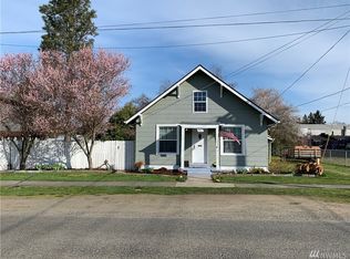 415 W 4th St, Centralia, WA 98531