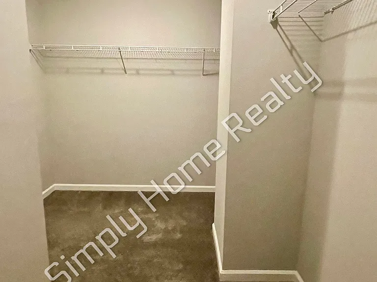 5021 Andrew St SE — Photo 13