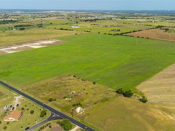 4th image of 1499 County Road 311