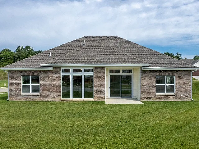 Open back yard - walk-out basement villas also available. Open back yard - walk-out basement villas also available.