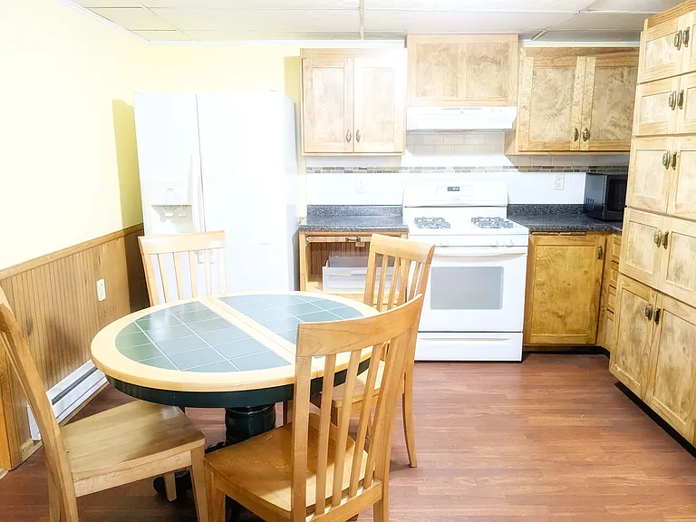 771 McCutcheon Rd #B — Photo 5
