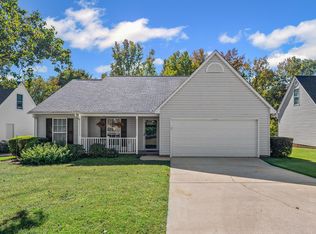 3 Riverside Chase Cir, Greer, SC 29650