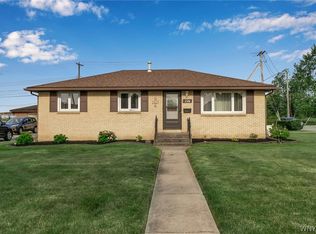 196 Lee St, Depew, NY 14043