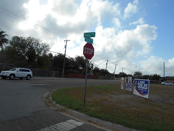 2nd image of Tbd Davis Ave