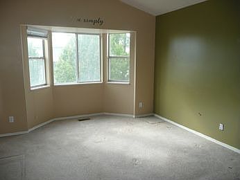5th image of 5760 S Woodview Dr