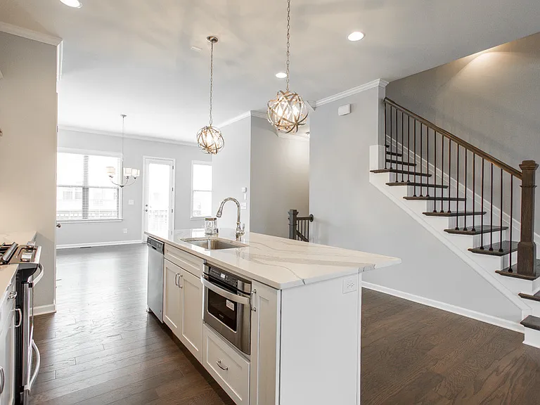10132 Windalier Way — Photo 3