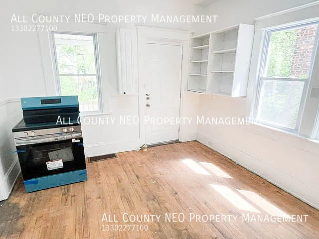 7505 Lawnview Ave — Photo 3