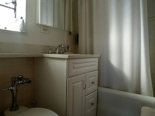 Rented by BLU Real Estate | media 17