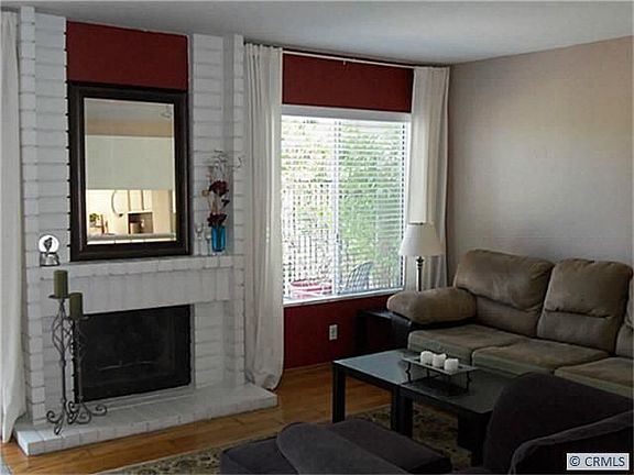 3rd image of 527 S Westford St
