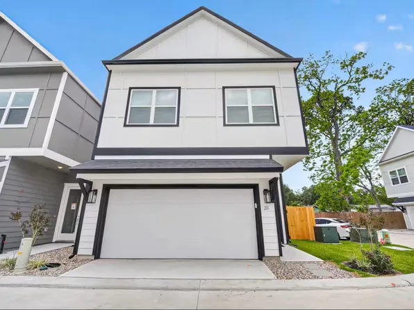 211 Clark Meadows Ln, Houston, TX 77093