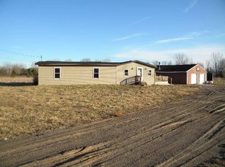 1520 E Hull Rd, Hope, MI 48628