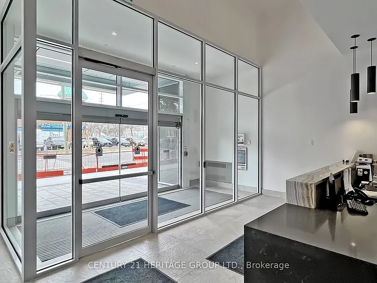 8888 Yonge St #708 — Photo 6